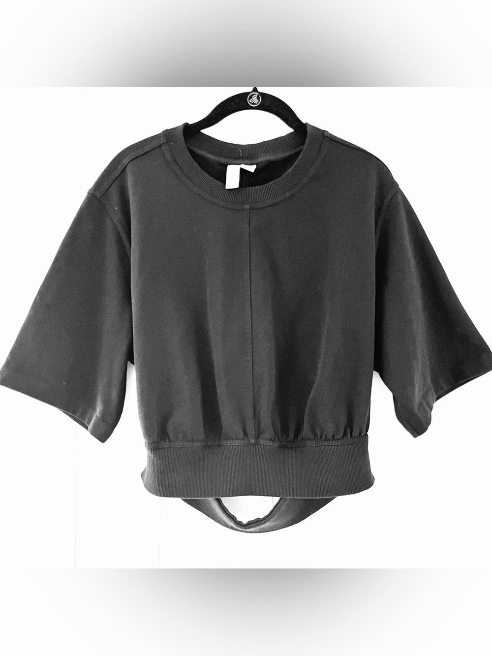 Sweaty Betty Black Short-Sleeve Pullover Sweatshirt W/ Semi Open Back (P2P 20”)